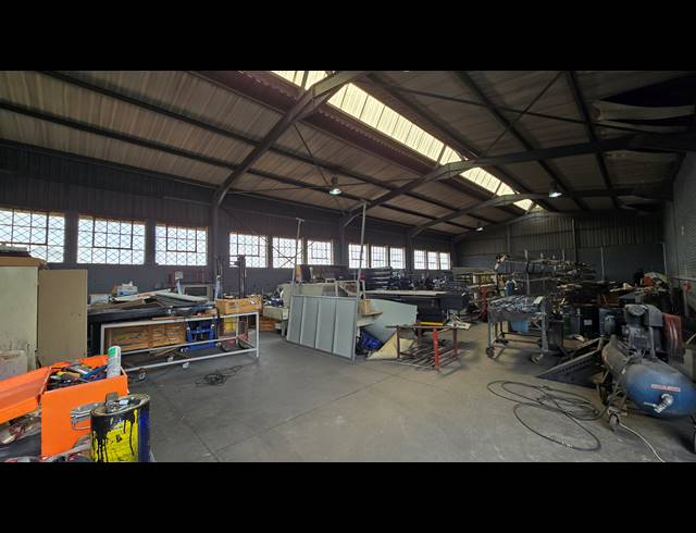 486M² WAREHOUSE TO LET IN SPARTAN
